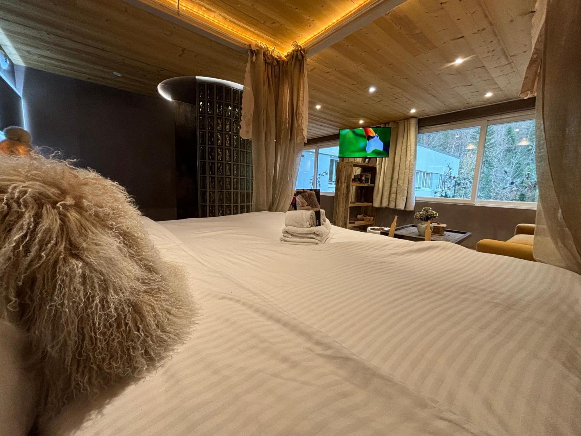 Les Secrets - Suites & Apartments Montriond Esterno foto