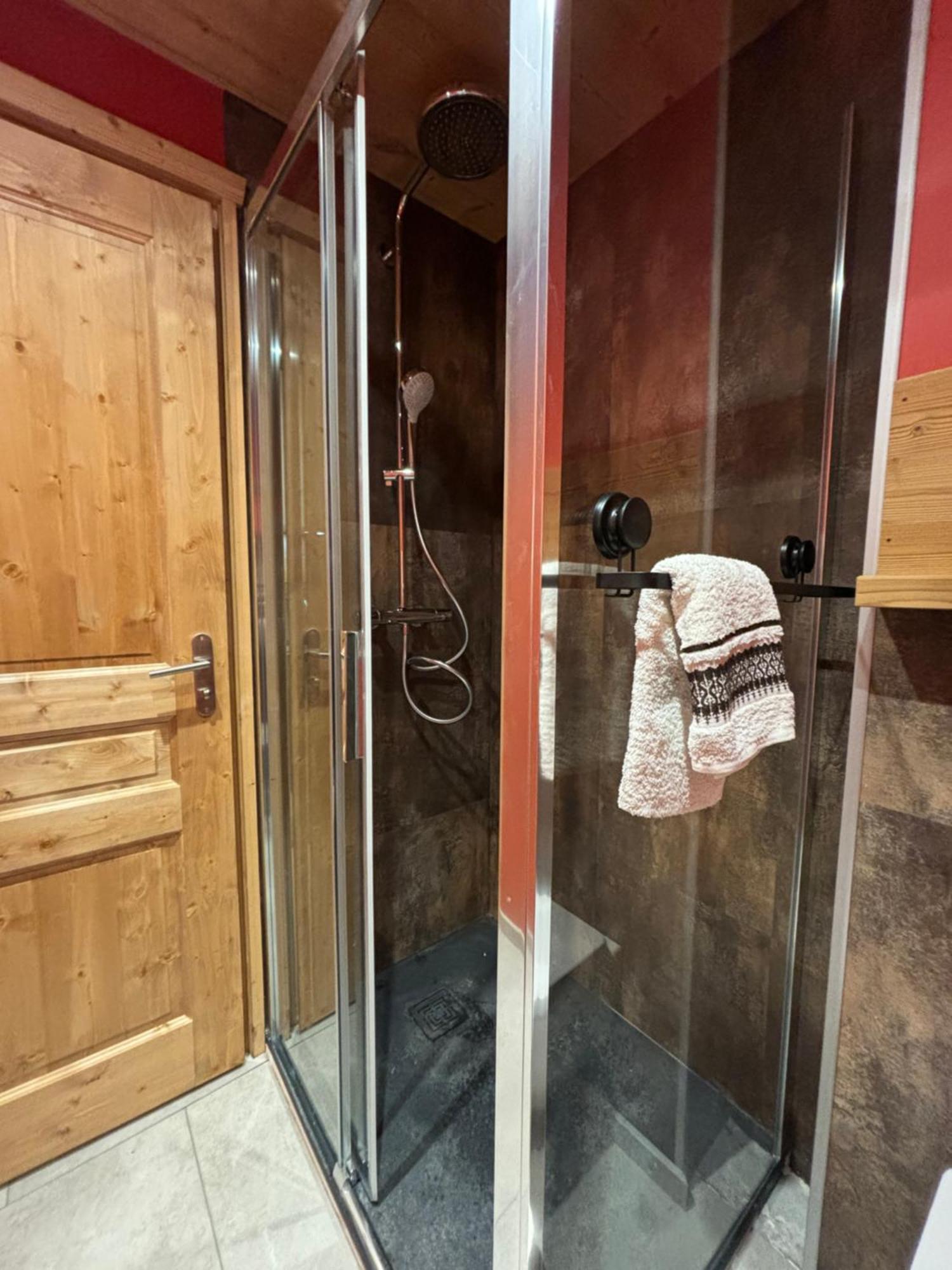 Les Secrets - Suites & Apartments Montriond Esterno foto